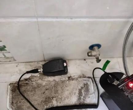 伽师屋顶漏水维修公司分享下卫生间漏水的危害及解决方法